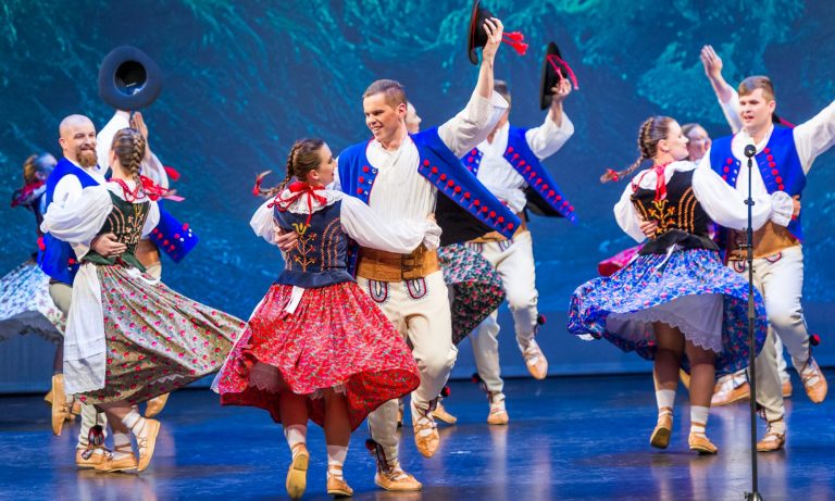 Wisla Polish Folkloric Ensemble – Dancing our way through Poland